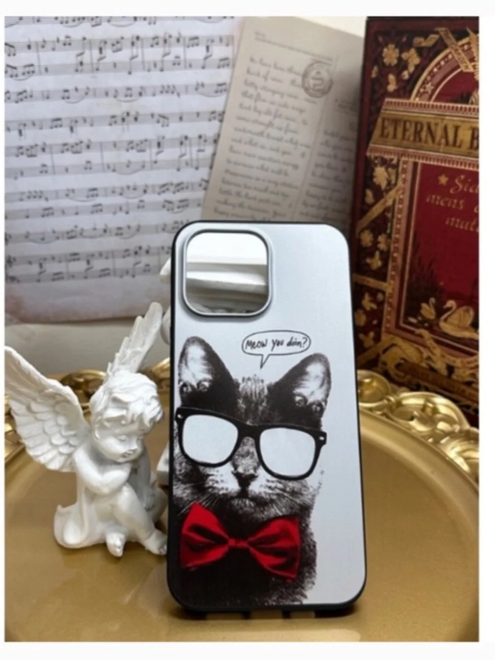 4 items .iphone 14/14plus/14pro/14promax cat case